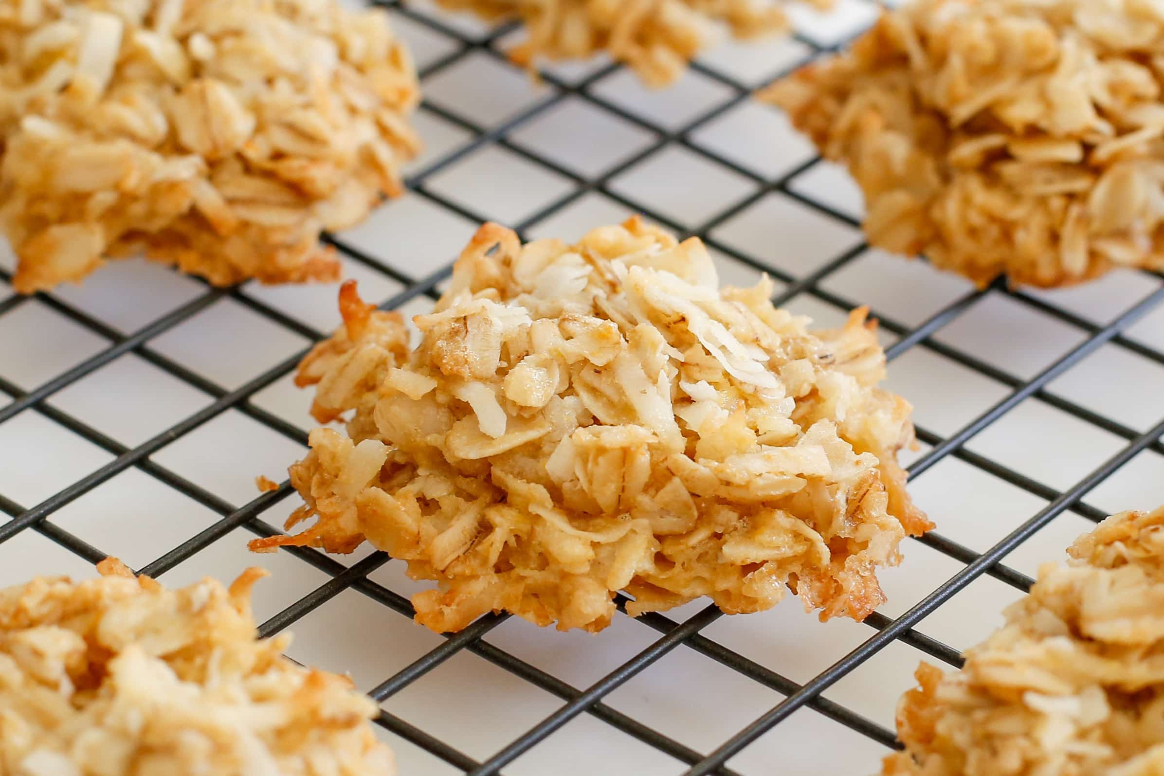Irresistible Coconut Lover's Oatmeal Cookies: Your New Favorite